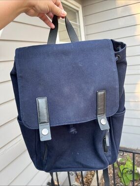 Everlane Navy Canvas Flap Backpack with Black Straps